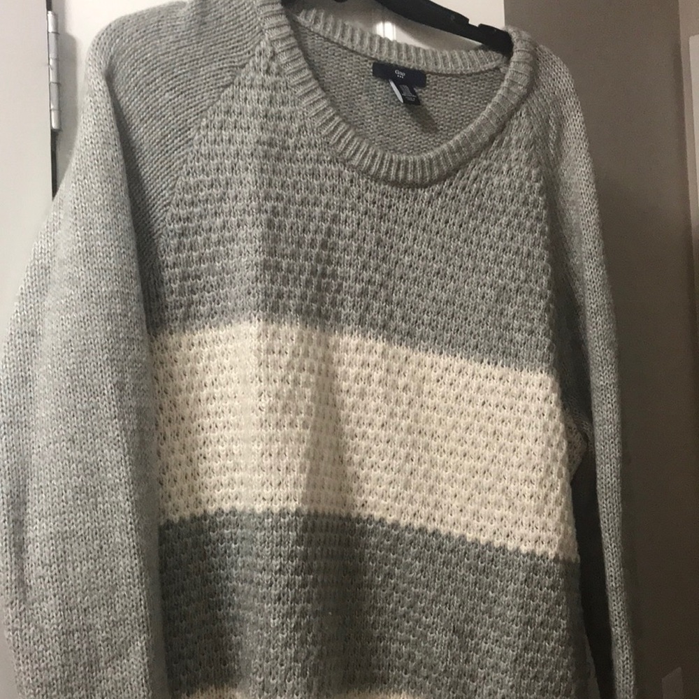 Gray and white Gap sweater.